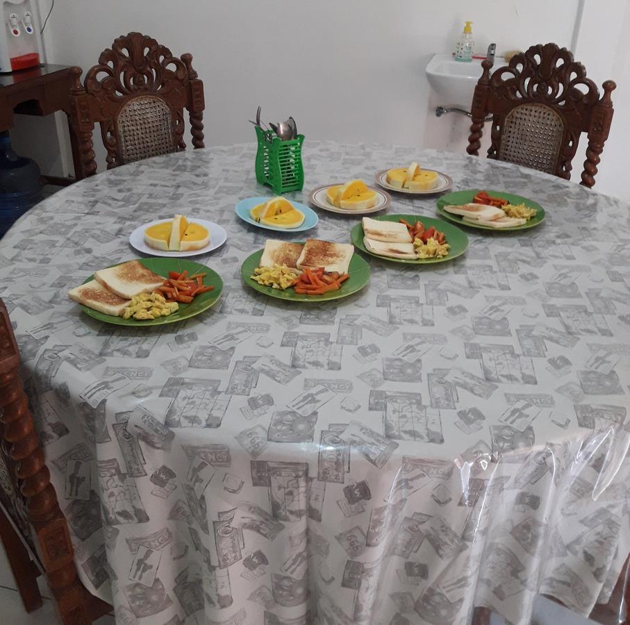 Arriani Homestay カリムンジャワ エクステリア 写真